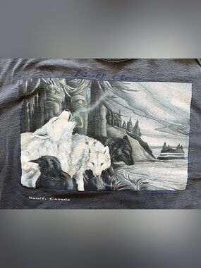 Vintage 90s Single Stitch Wolf Pack Tee Banff Canada Souvenir Wildlife Graphic L